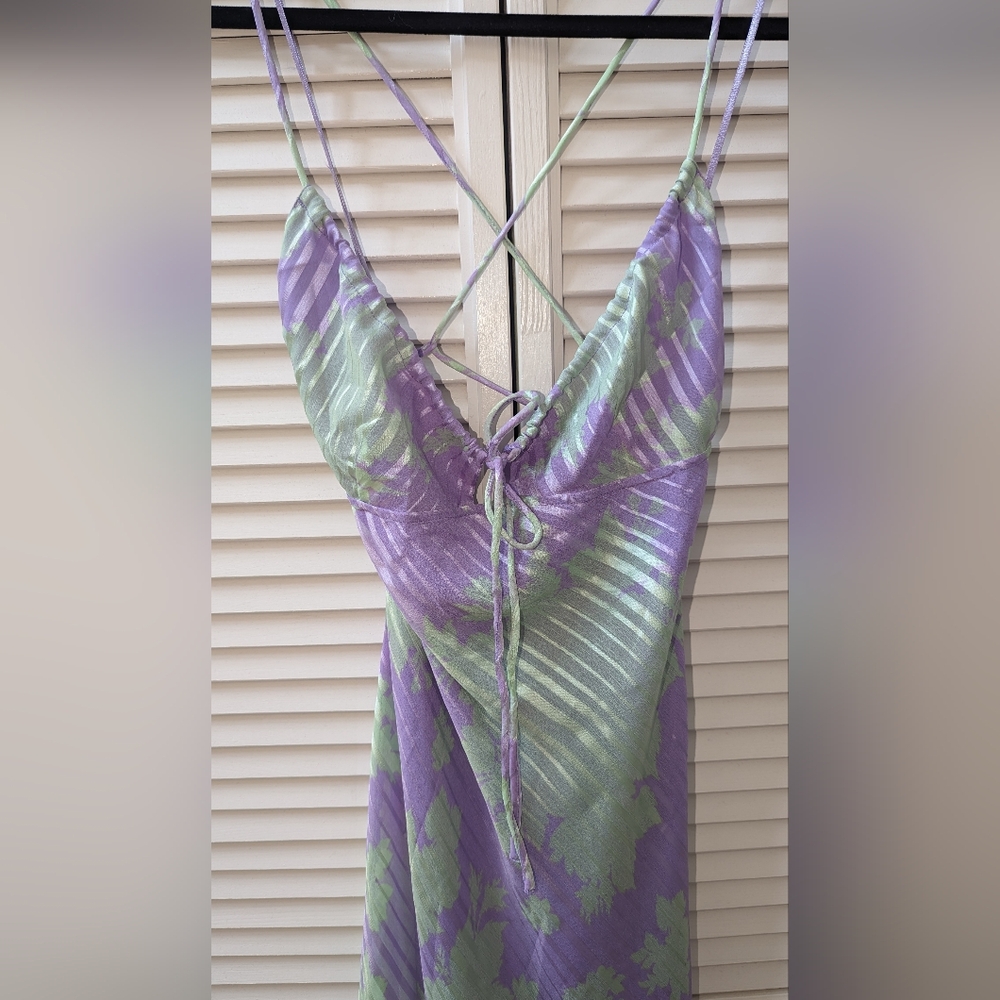 ASOS Design bias midi slip dress scoop neck satin floral print purple gr… - Picture 7 of 11